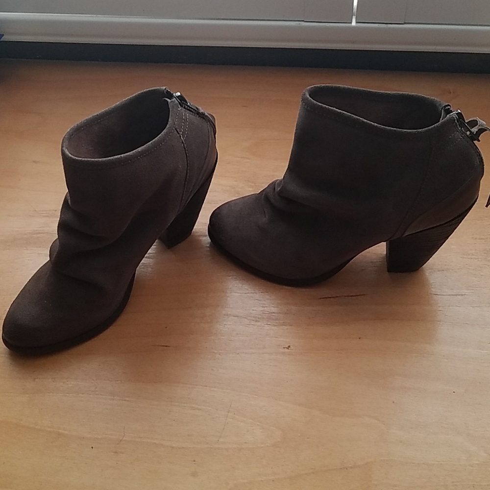 Brown brown suede shoes